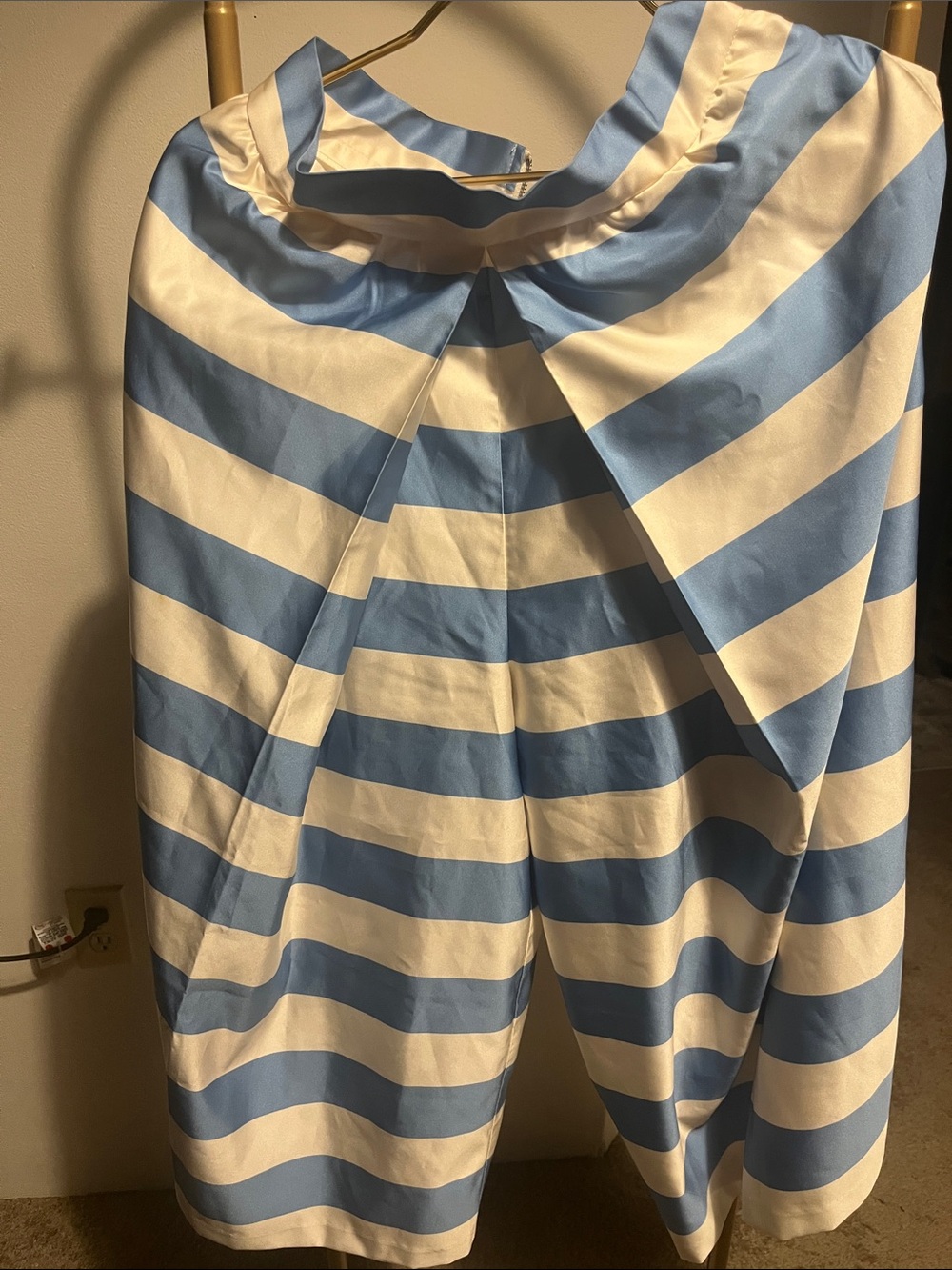 DO+BE Blue and White Striped Pencil Skirt